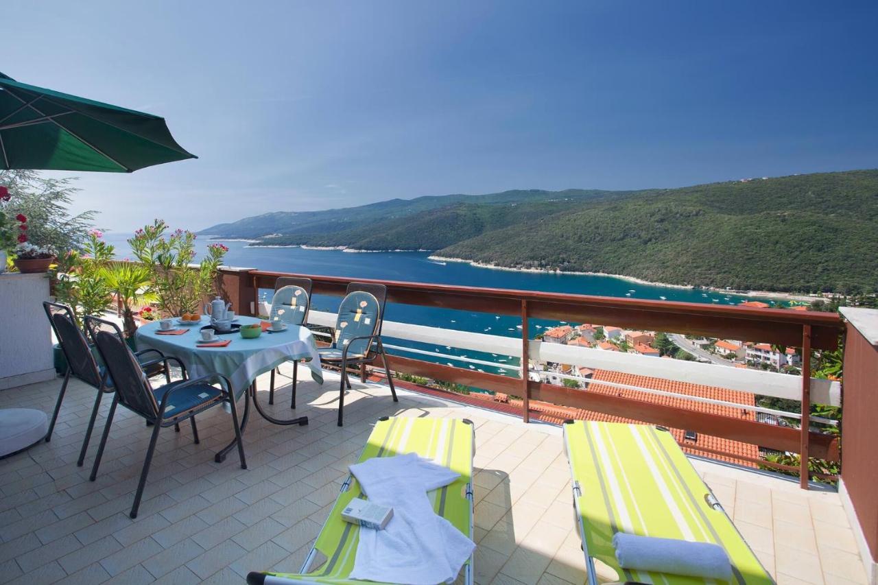 Apartments Magnolia Rabac Buitenkant foto