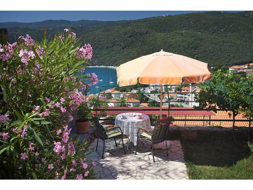 Apartments Magnolia Rabac Buitenkant foto